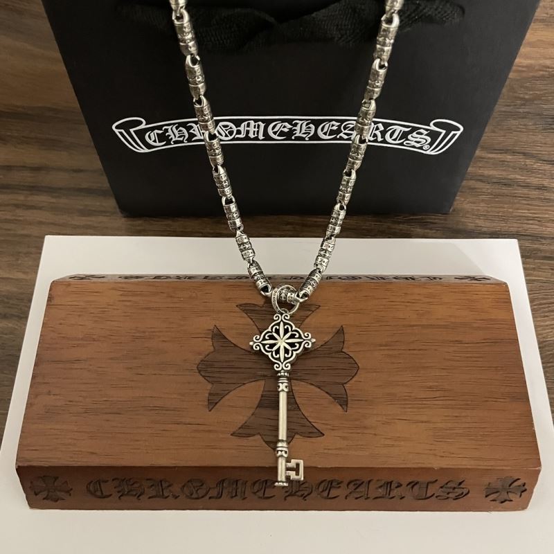 Ch**me He**ts necklaces